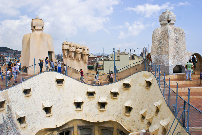 Illustration for article titled Here Are Some Of The Strangest and Most Artistic Rooftops In The World